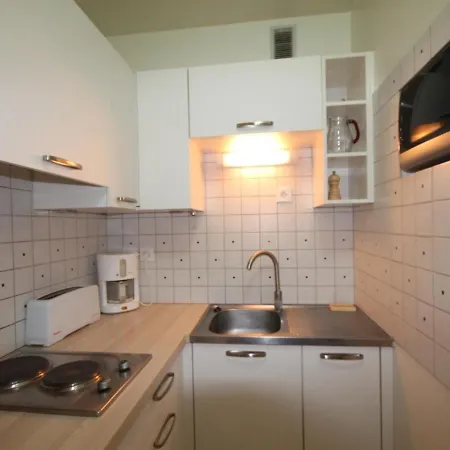 T2 Avec Balcon Et Wi-fi Au Mont-dore, Proche Centre Et Thermes - Fr-1-608-193 *